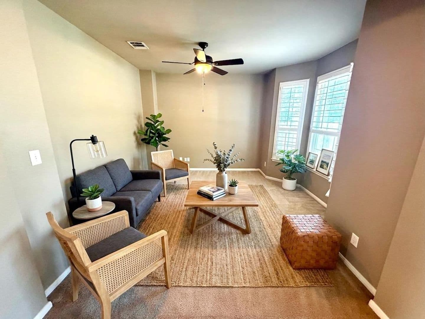 San Antonio House: 842 Windhurst