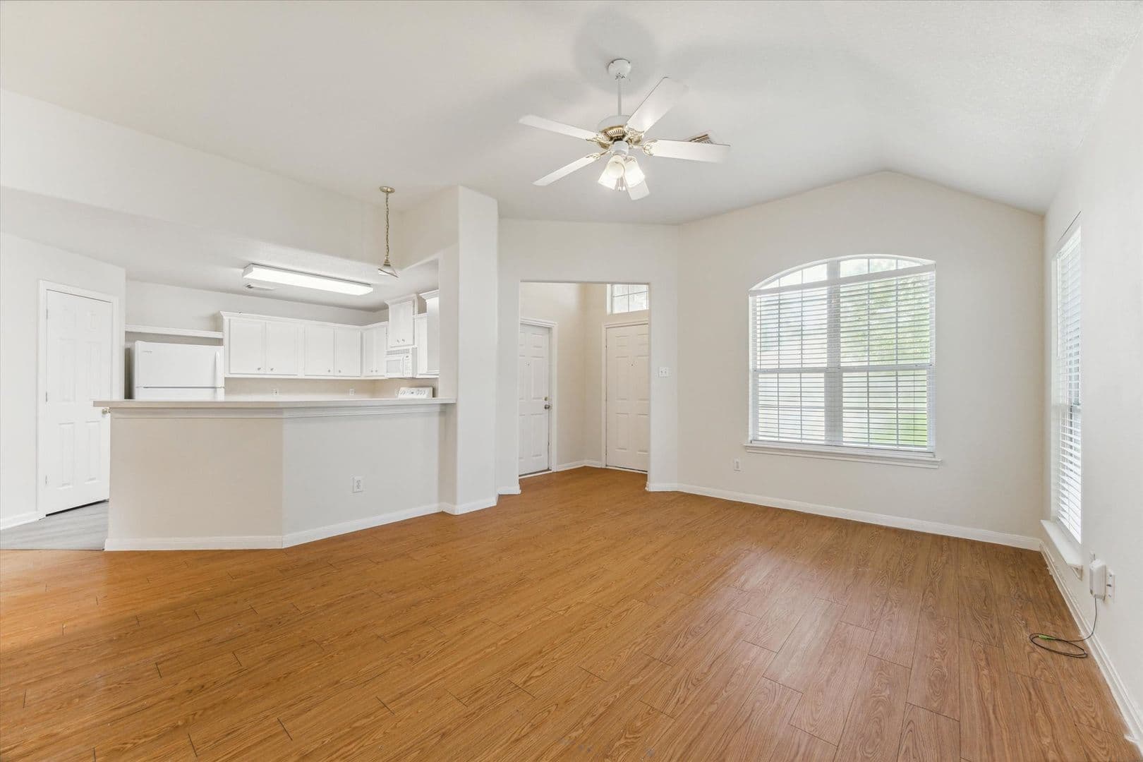 Conroe House: 1806 Arbor Glen