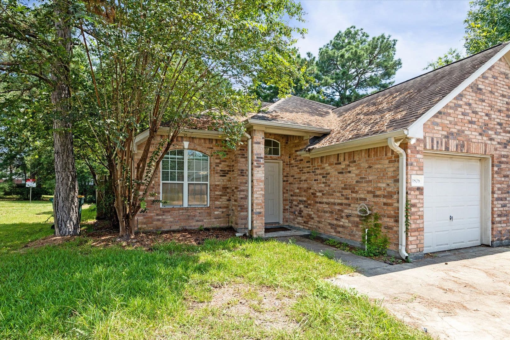 Conroe House: 1806 Arbor Glen