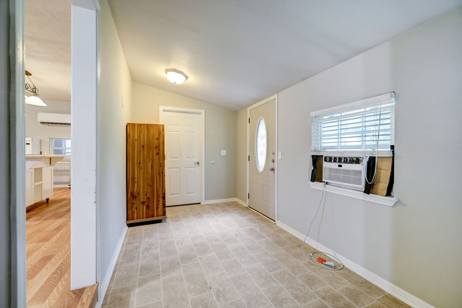 Conroe House: 9193 Lucille Ln