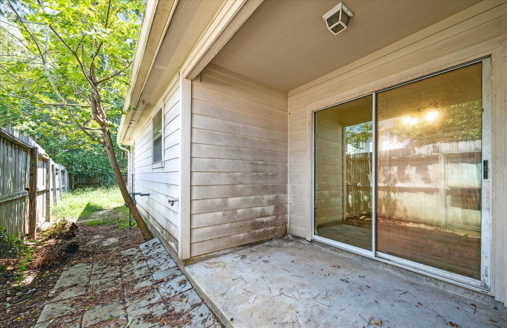 Conroe House: 1806 Arbor Glen
