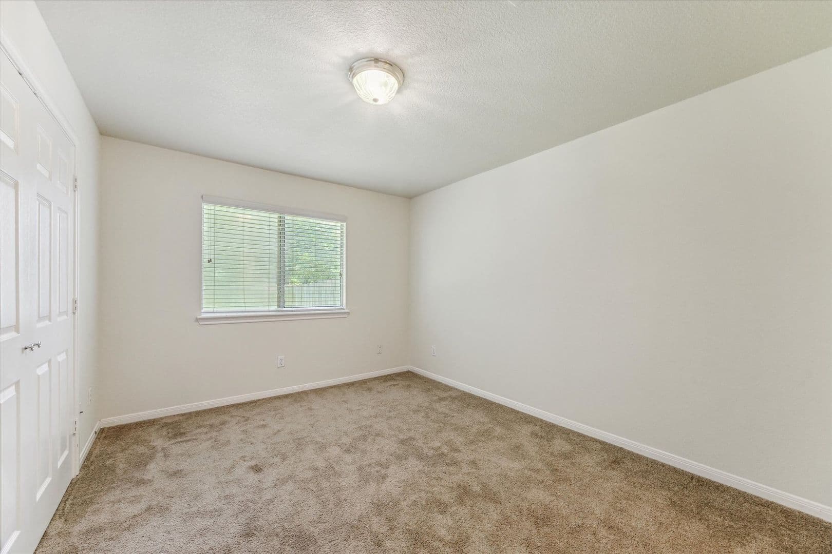 Conroe House: 1806 Arbor Glen