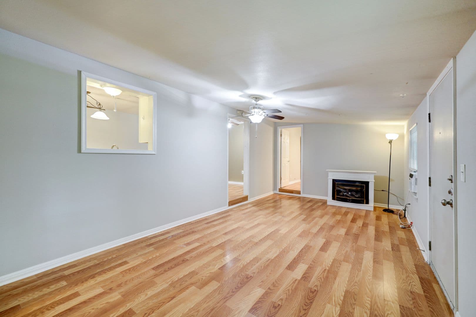 Conroe House: 9193 Lucille Ln
