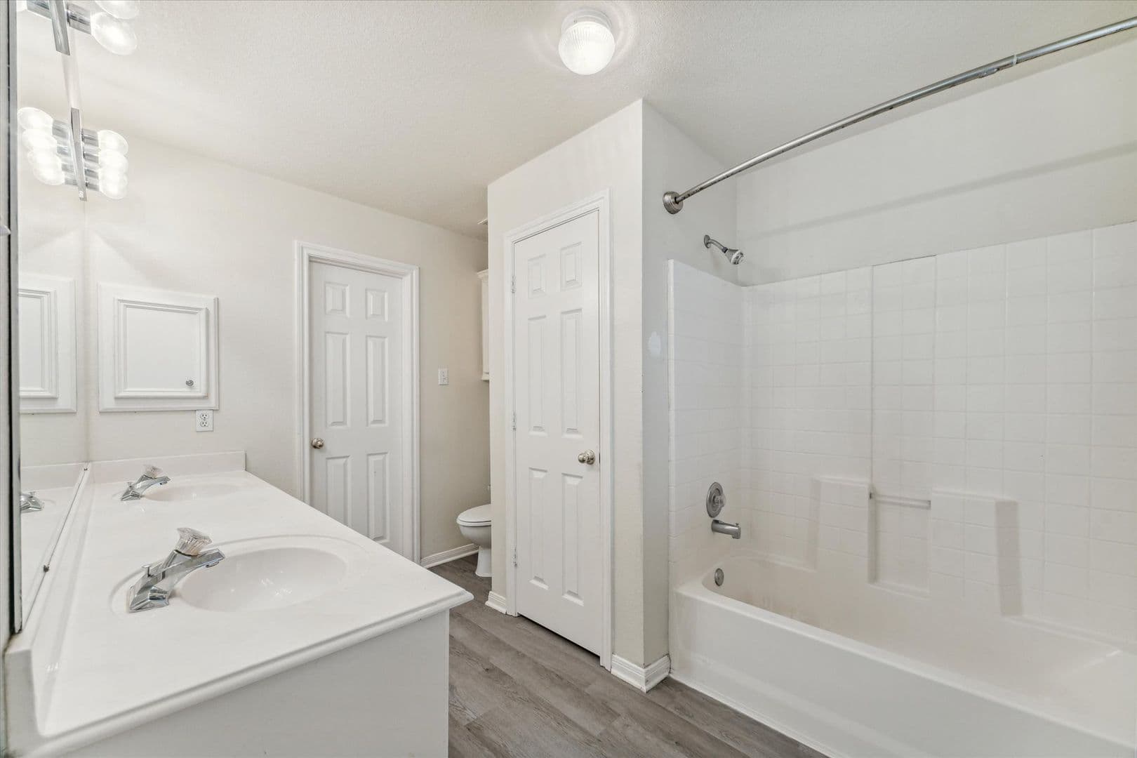 Conroe House: 1806 Arbor Glen
