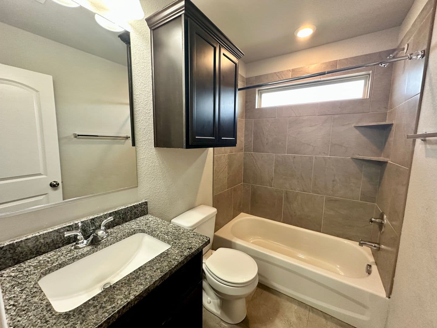 Waco House: 10612 Langham Dr.