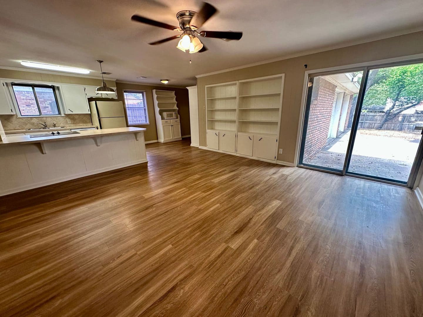 Waco House: 5925 Caldwell St.