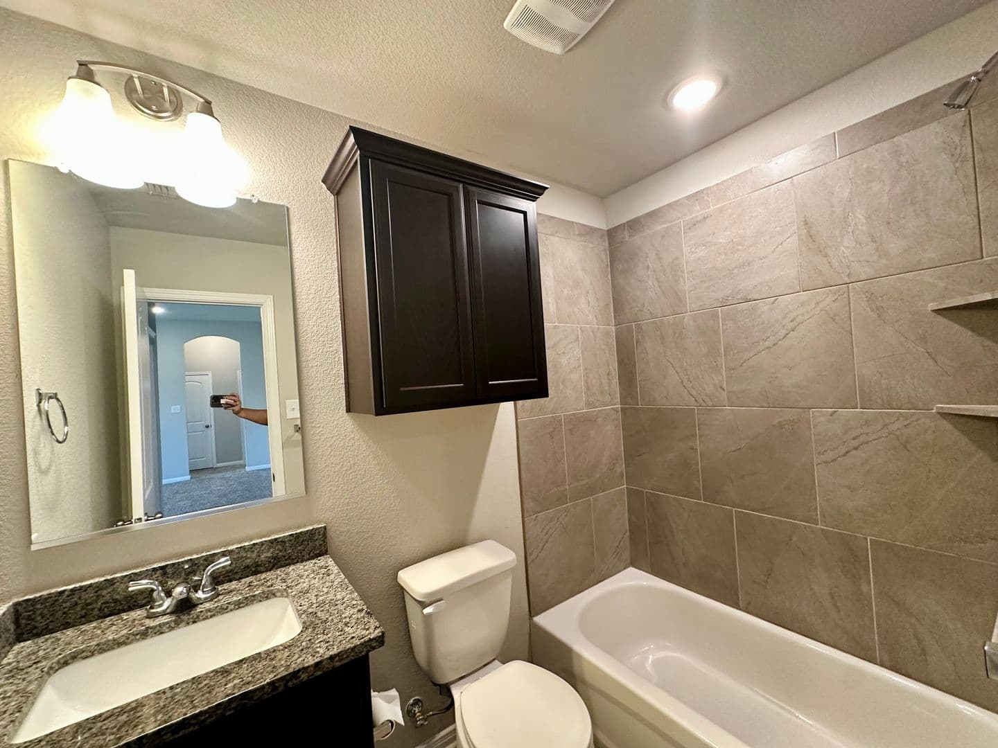 Waco House: 10612 Langham Dr.