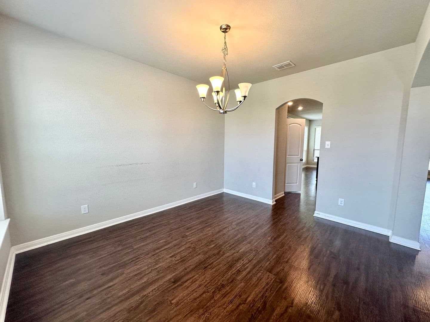 Waco House: 10612 Langham Dr.