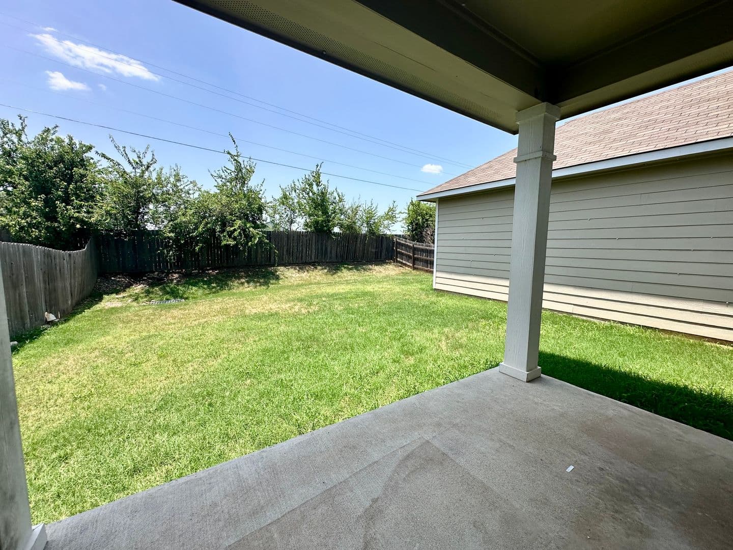 Waco House: 10612 Langham Dr.