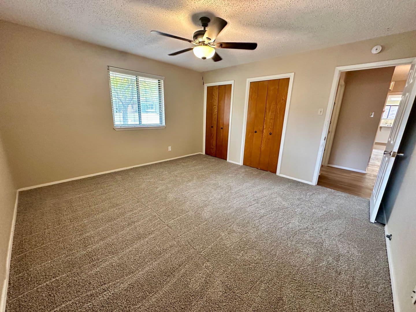 Waco House: 5925 Caldwell St.