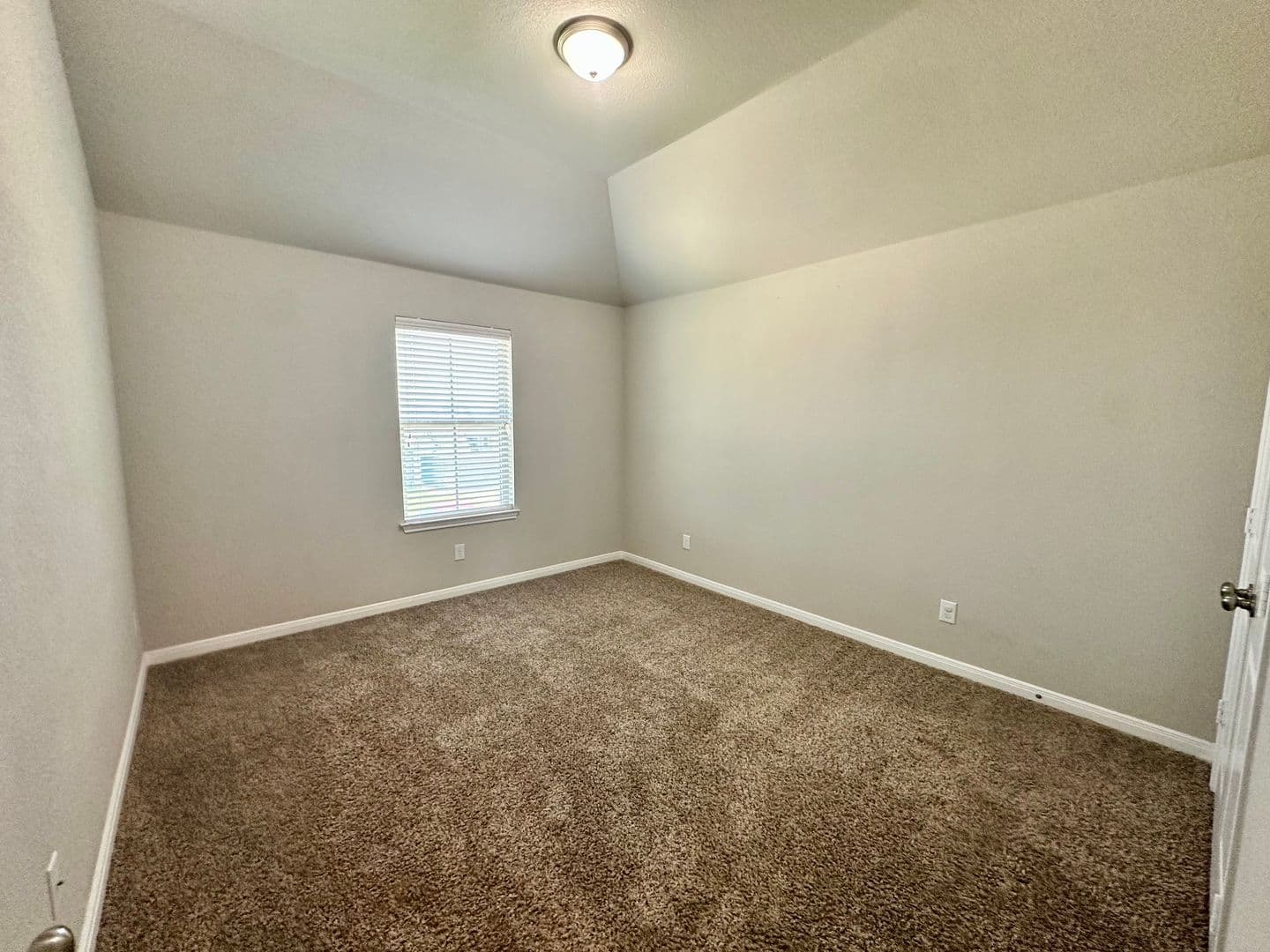 Waco House: 10612 Langham Dr.