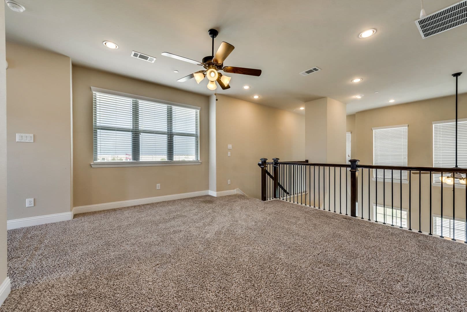 Lewisville Townhome: 290 Almanor Street