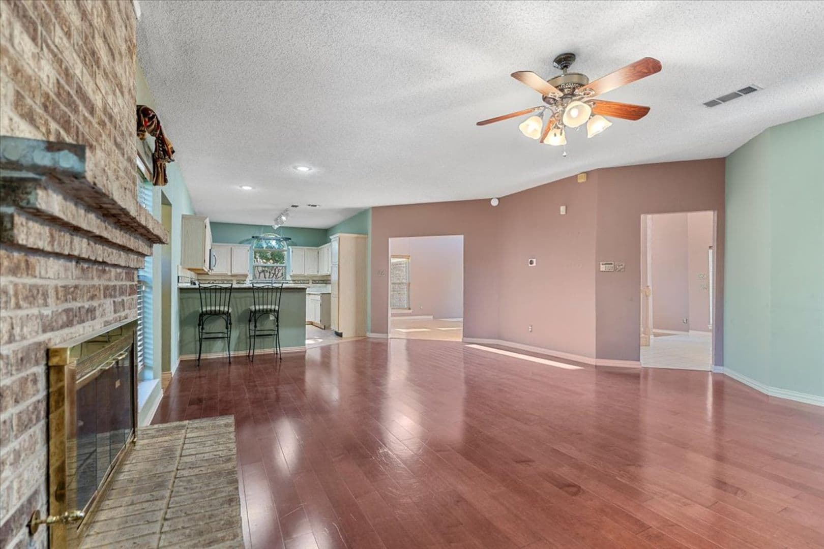 Plano House: 6752 Macintosh Drive - 6752 Macintosh Drive