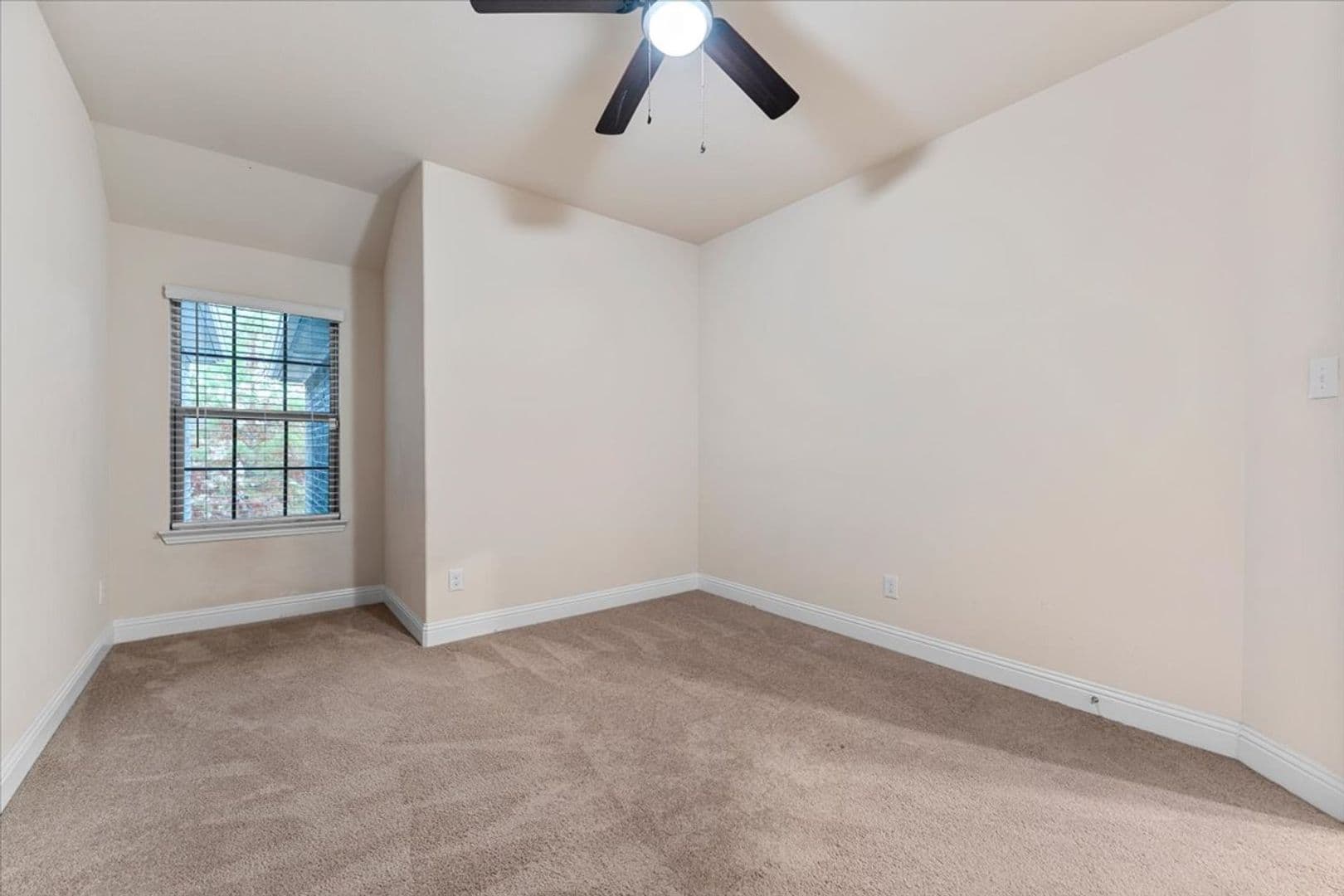 Allen Townhome: 207 Congaree Road