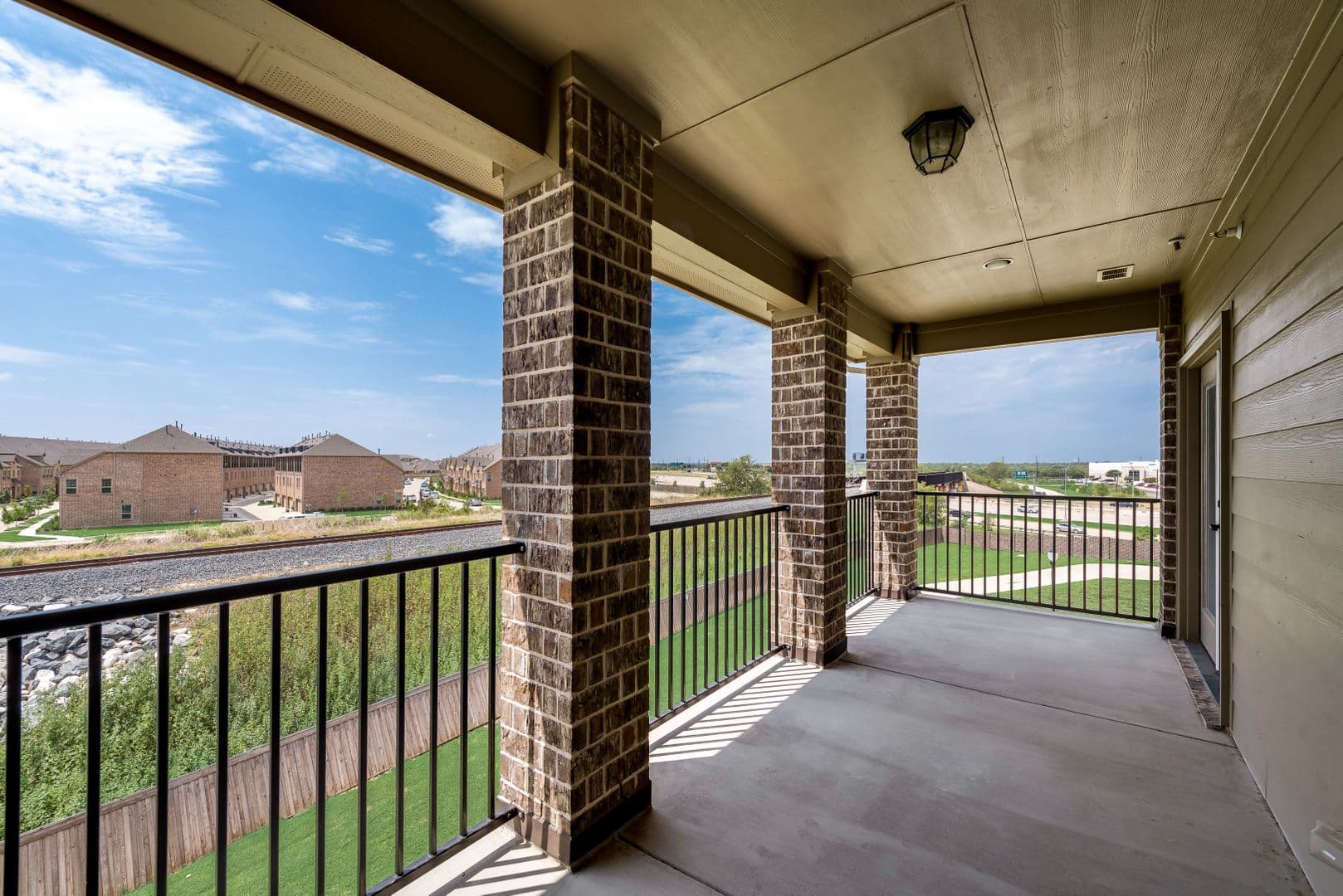 Lewisville Townhome: 290 Almanor Street