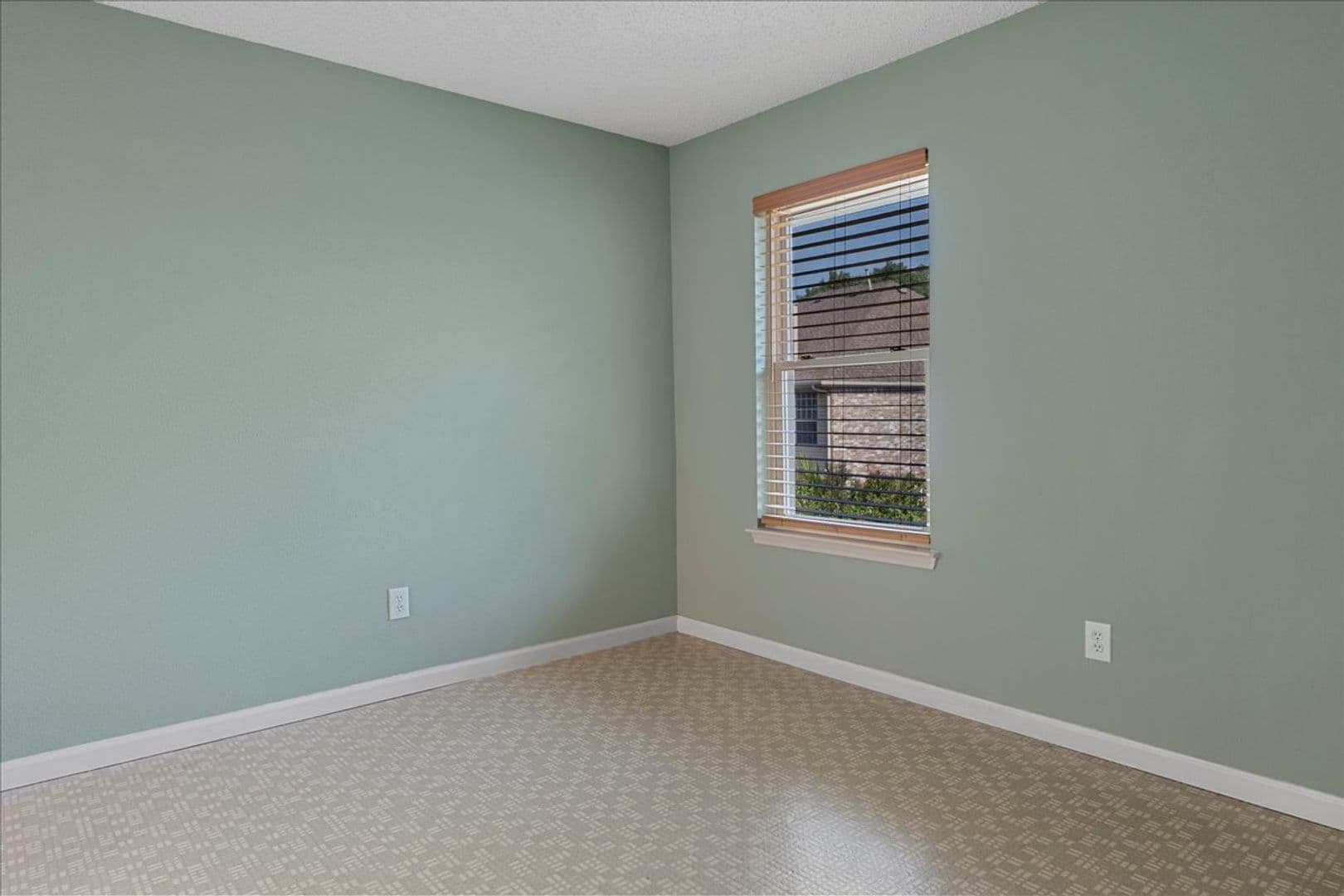 Plano House: 6752 Macintosh Drive - 6752 Macintosh Drive