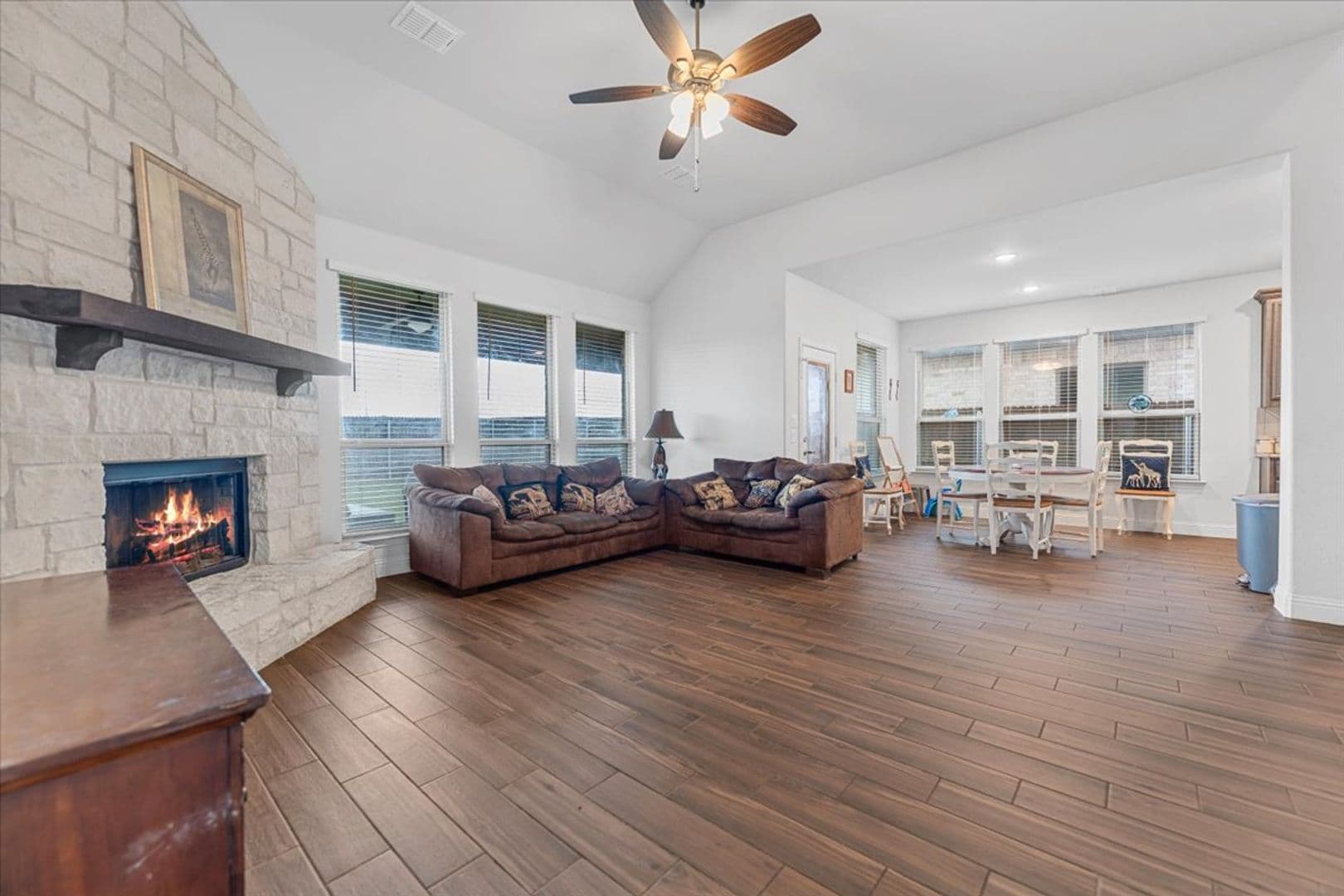 Burleson House: 2760 Richard Street