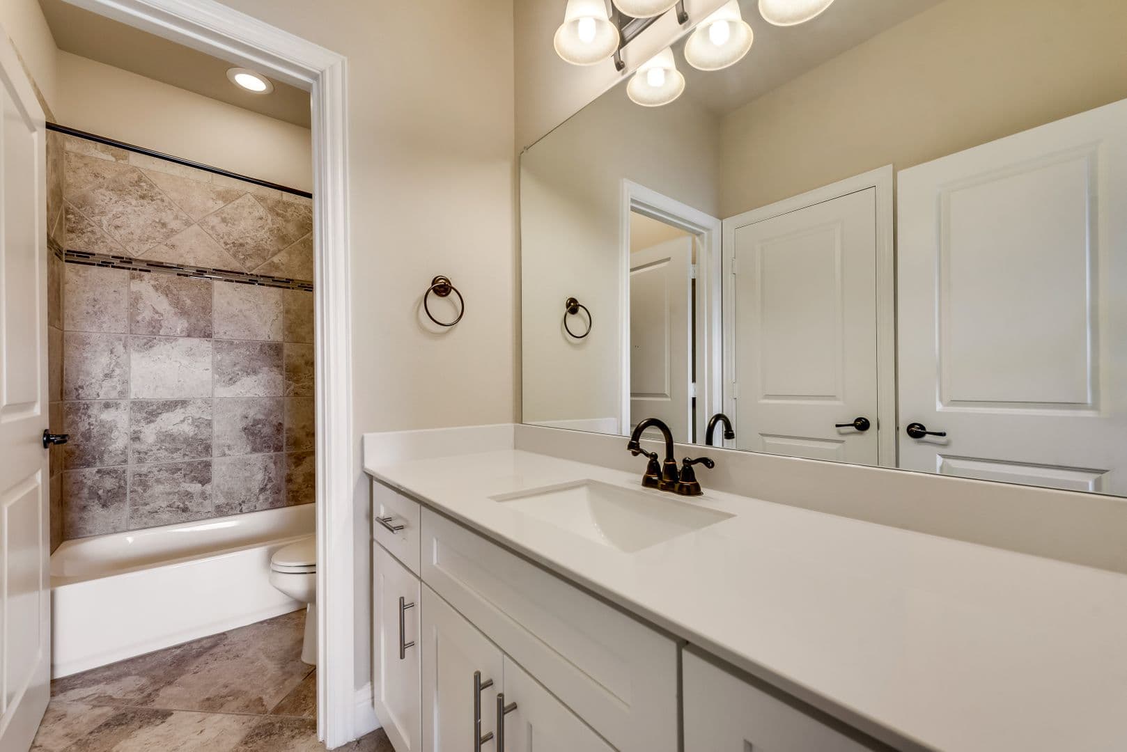Lewisville Townhome: 290 Almanor Street