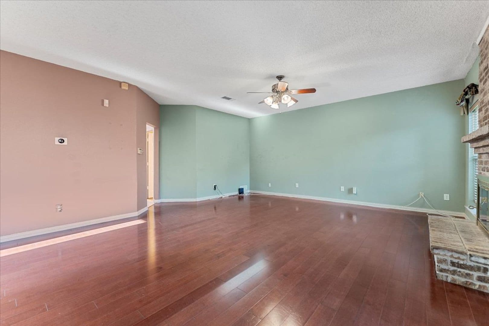Plano House: 6752 Macintosh Drive - 6752 Macintosh Drive