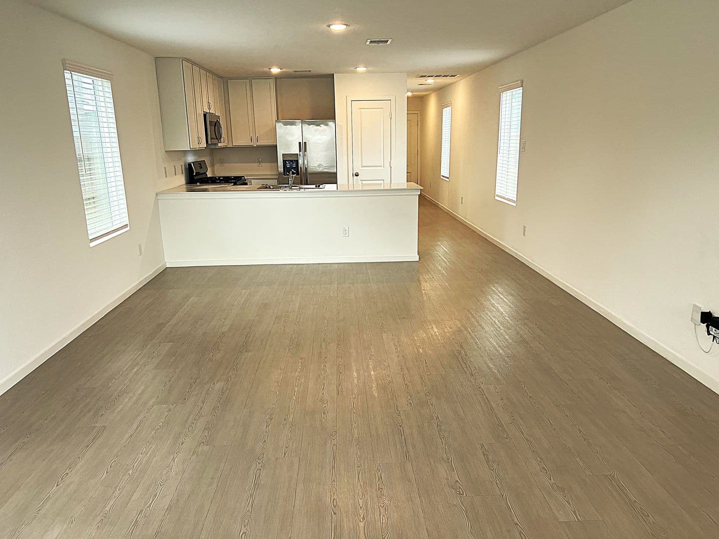 NEW CANEY House: 18210 VIA AURELIA DR