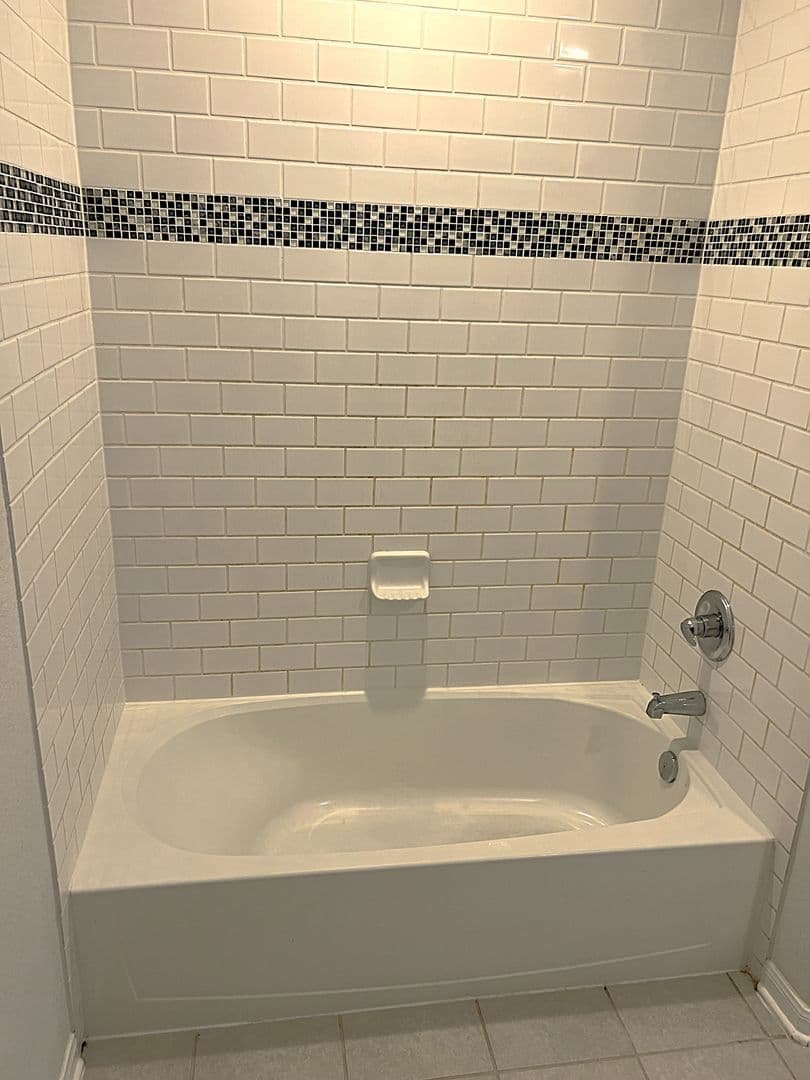 Crosby House: 14302 Beach Pine Trail