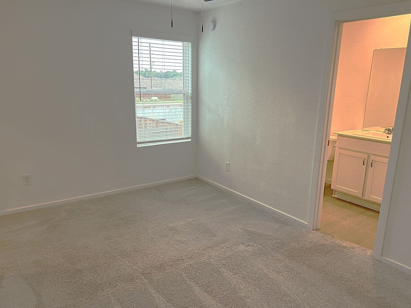 NEW CANEY House: 18210 VIA AURELIA DR