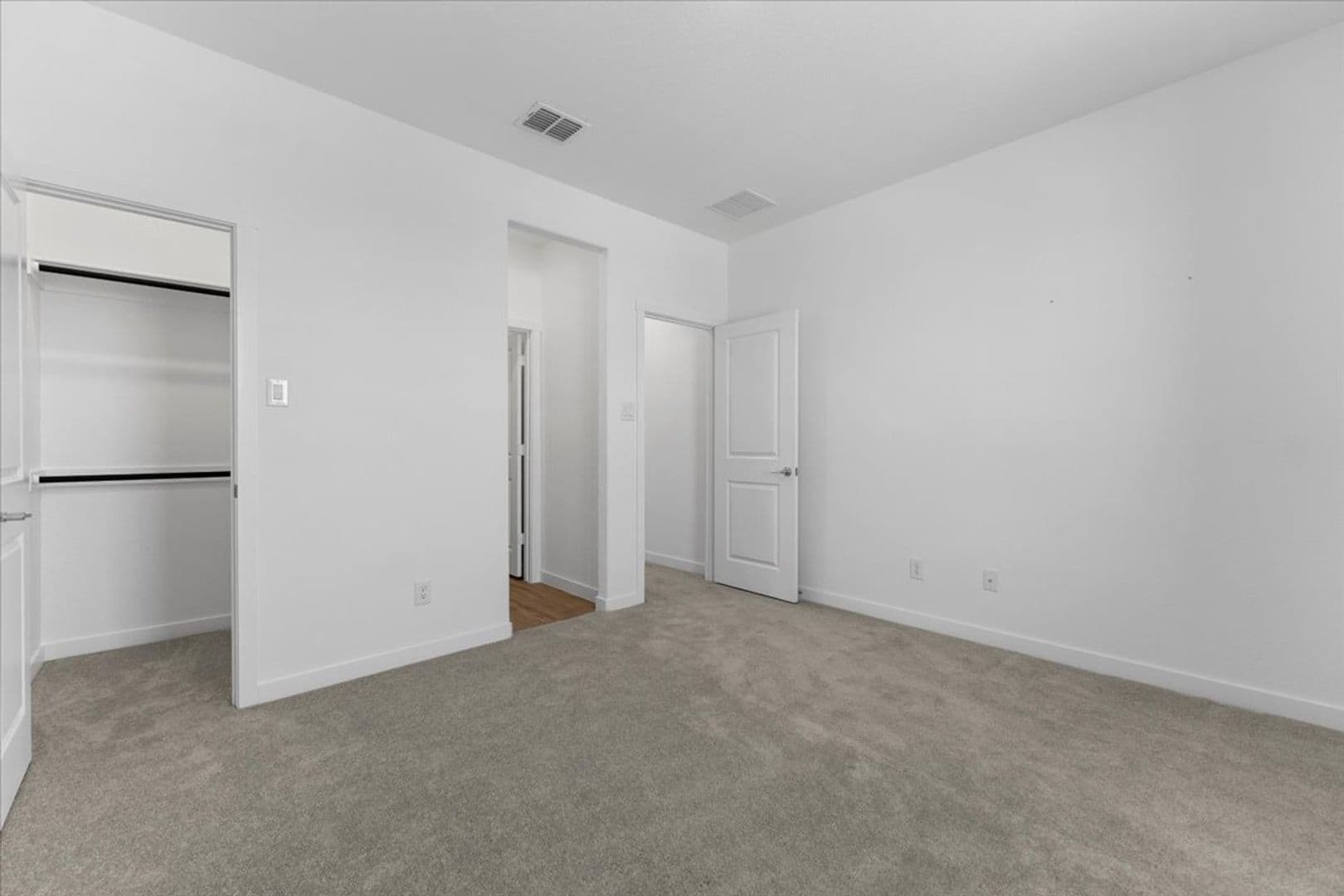 Saginaw House: 3001 Brainerd Dr