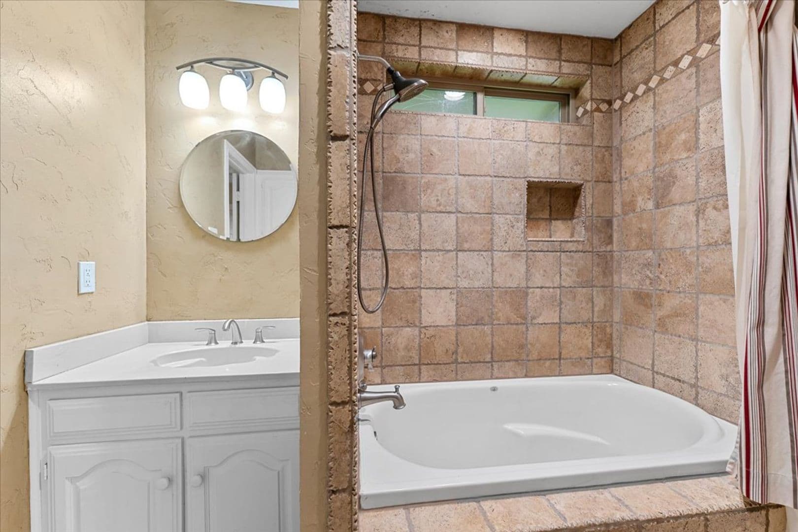 Trophy Club House: 20 Timberline Dr