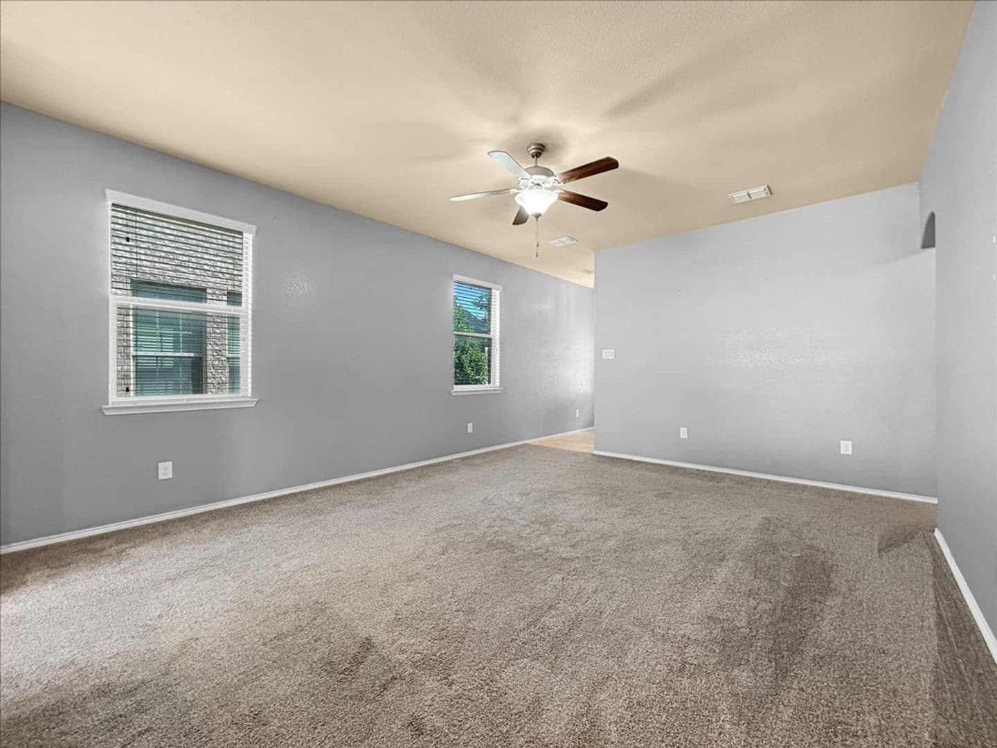 Fort Worth House: 12312 Walden wood Dr