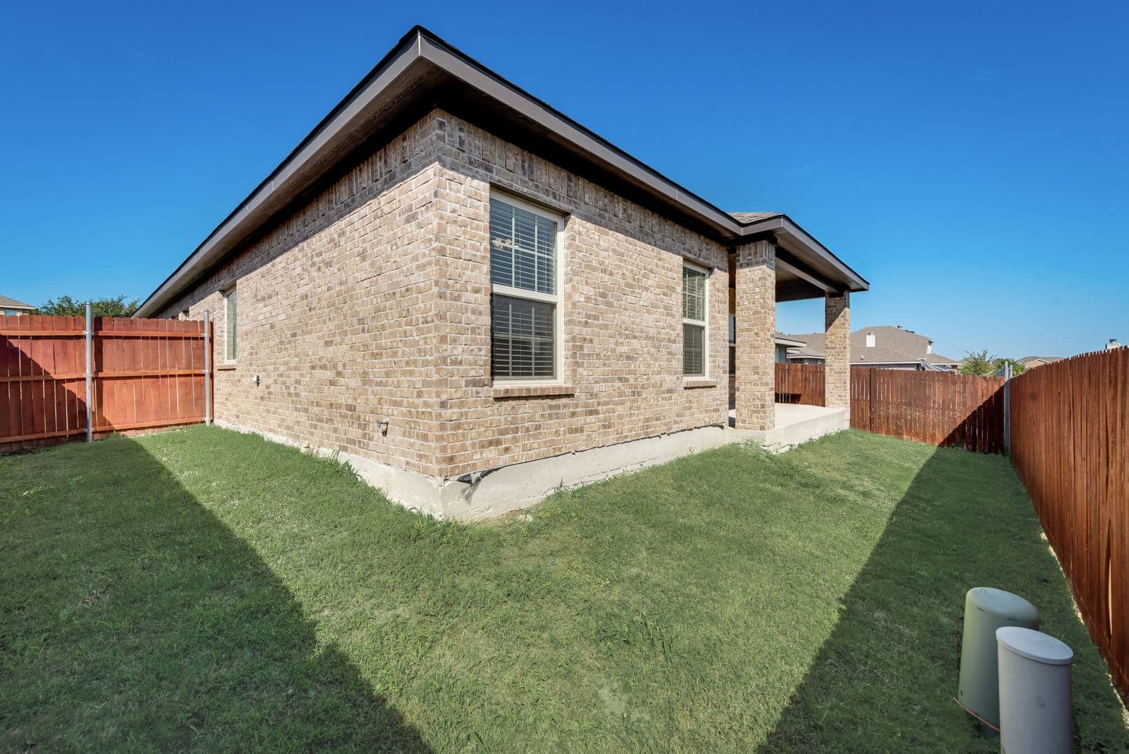 Fort Worth House: 6308 Maritime St