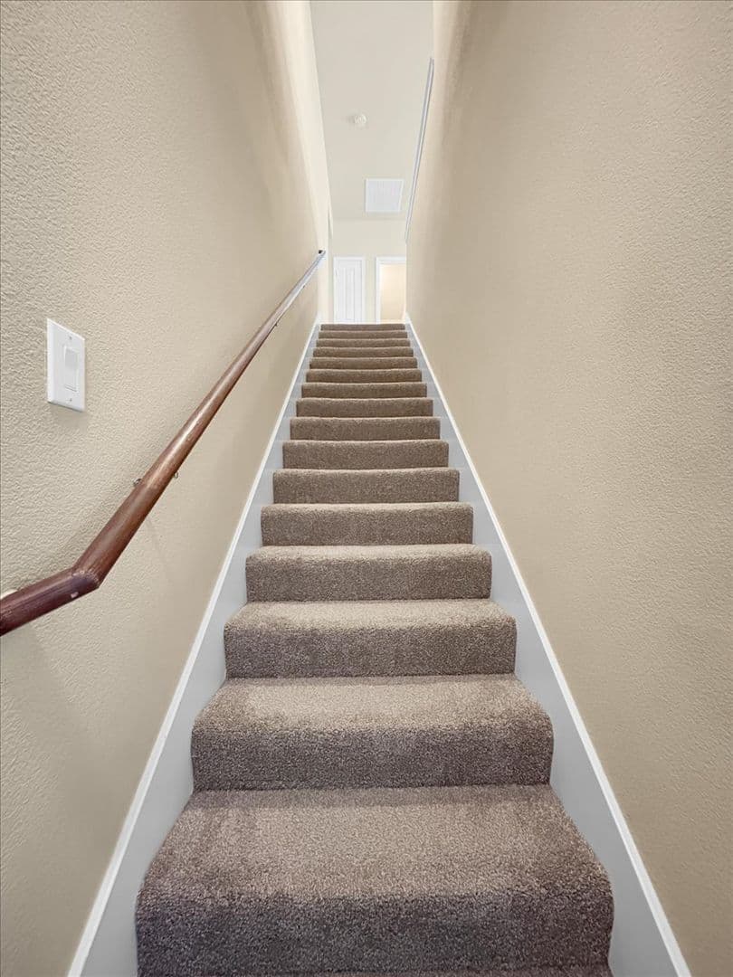 Fort Worth House: 12312 Walden wood Dr