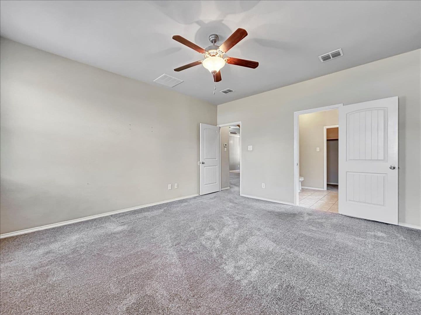 Fort Worth House: 12312 Walden wood Dr