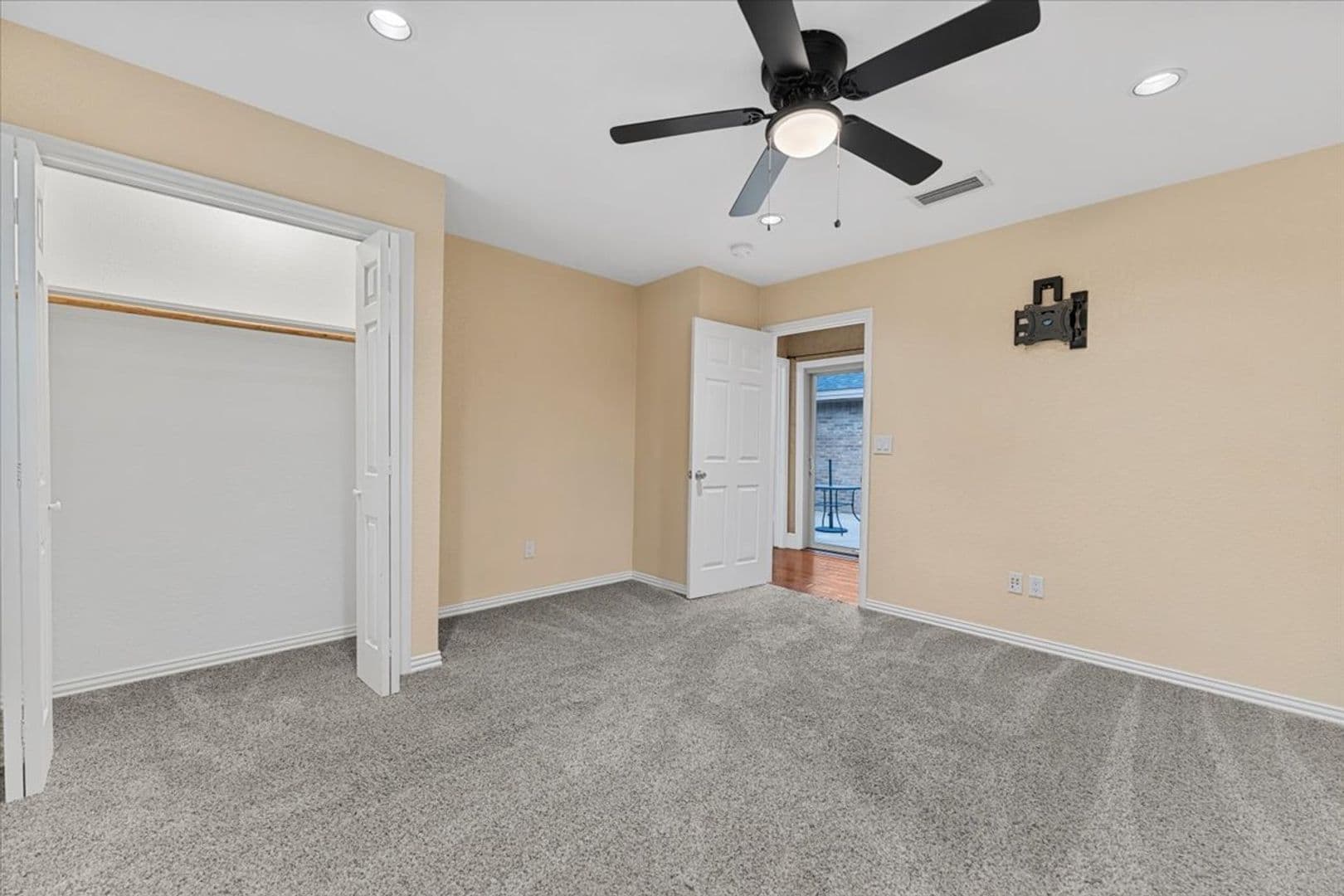 Trophy Club House: 20 Timberline Dr
