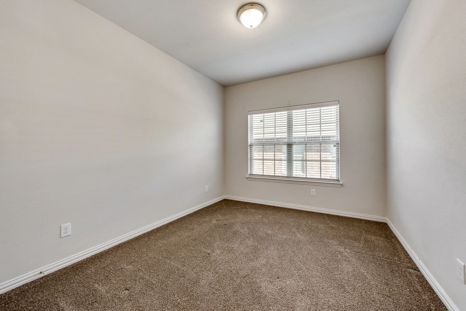 Fort Worth House: 6308 Maritime St