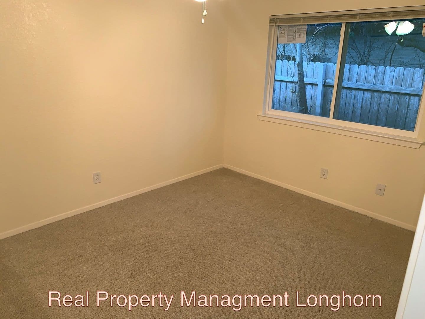 Georgetown House: 212 Rockcrest Avenue