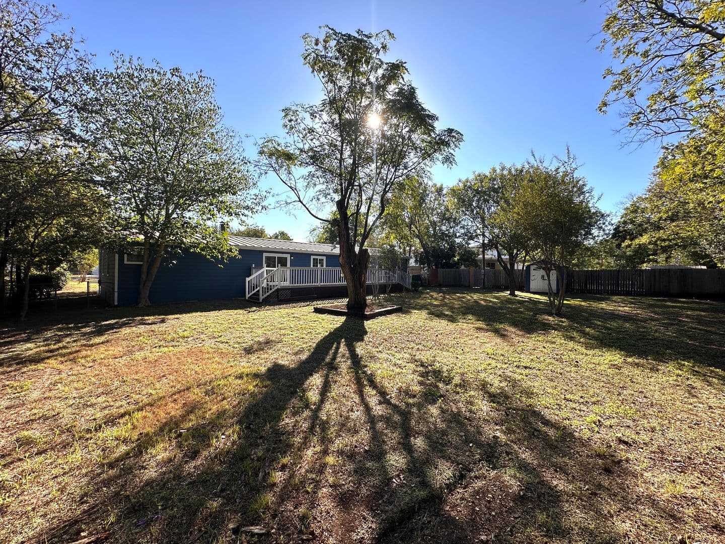 Cedar Park House: 305 N Cougar Ave