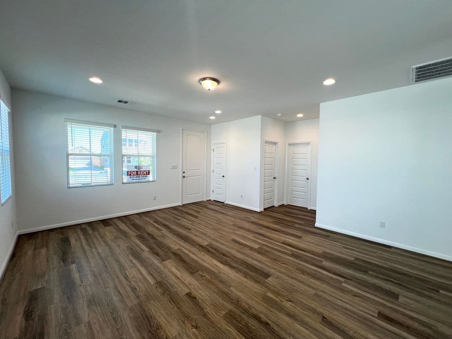 Taylor House: 302 Elm Branch Trl