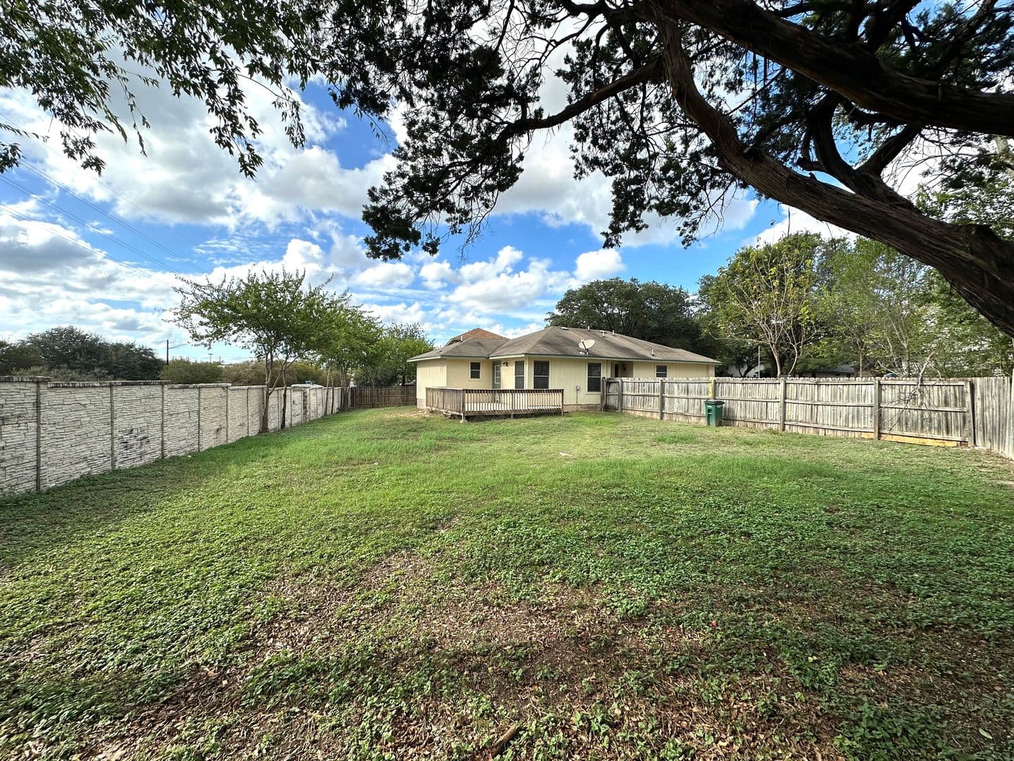 Austin House: 9148 Swanson Ln