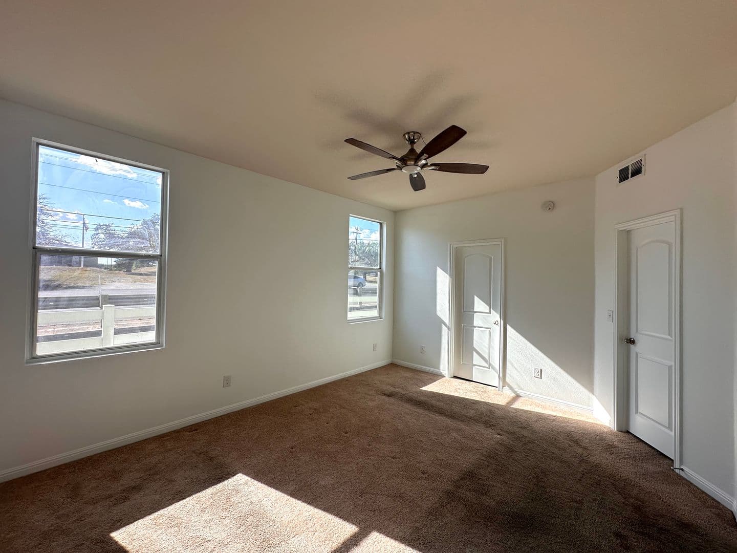 Kyle House: 1020 Nevarez
