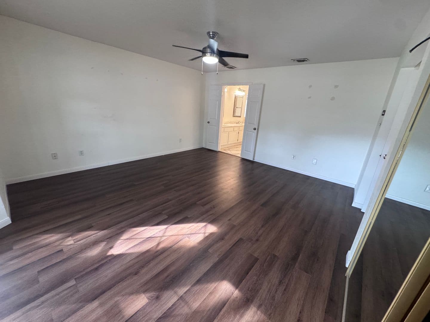 Pflugerville House: 306 Applewood Dr