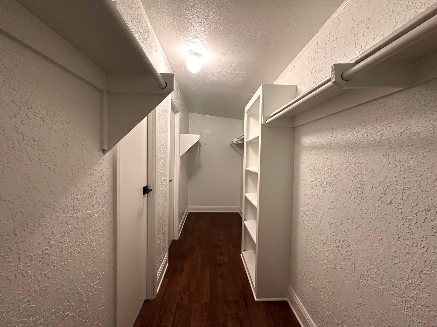 Cedar Park House: 305 N Cougar Ave