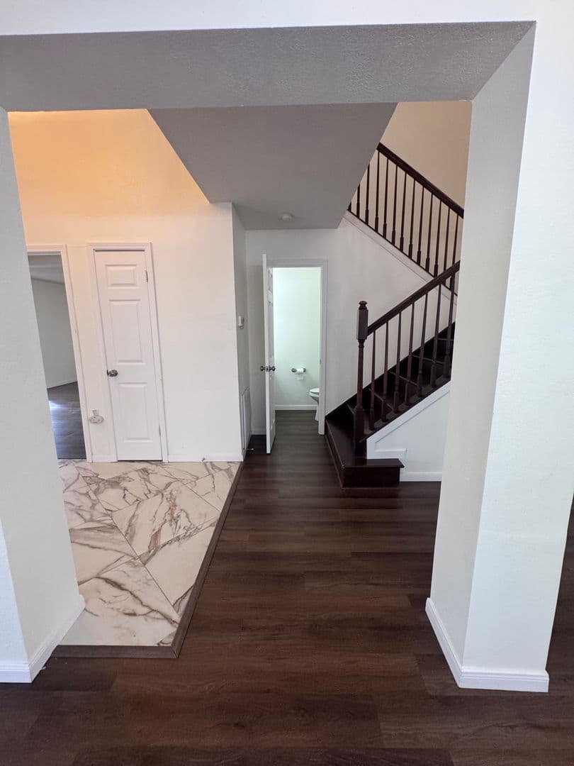 Pflugerville House: 306 Applewood Dr