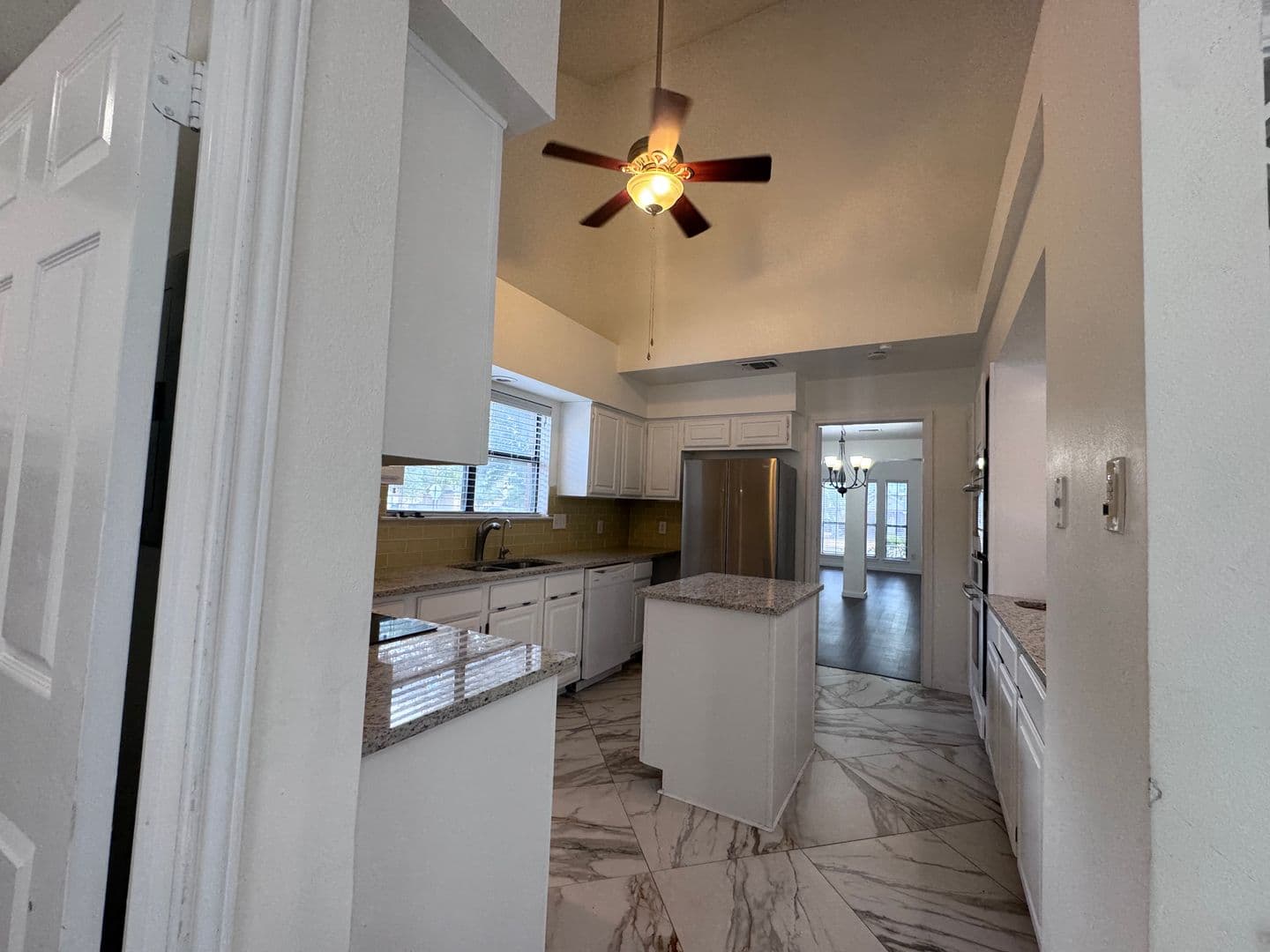 Pflugerville House: 306 Applewood Dr