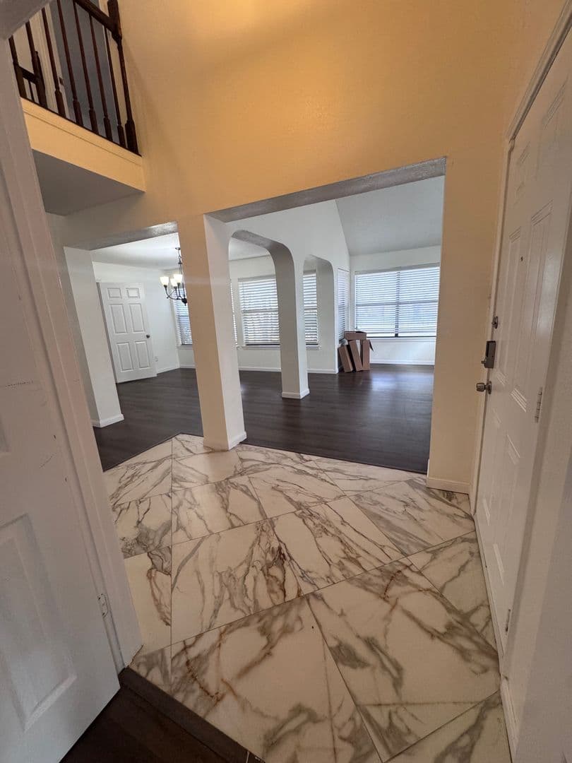 Pflugerville House: 306 Applewood Dr