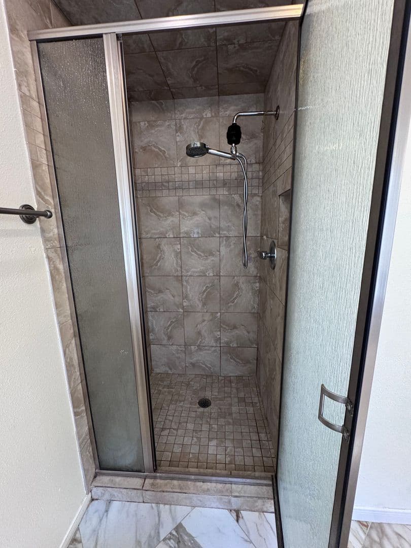 Pflugerville House: 306 Applewood Dr