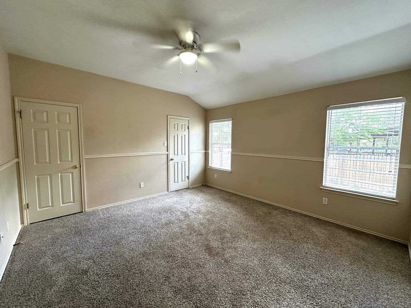 Austin House: 9148 Swanson Ln