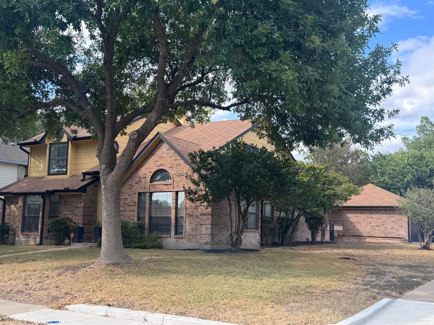 Pflugerville House: 306 Applewood Dr