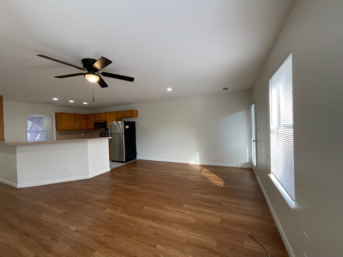 Horseshoe Bay Apartment: 400 Green Leaf