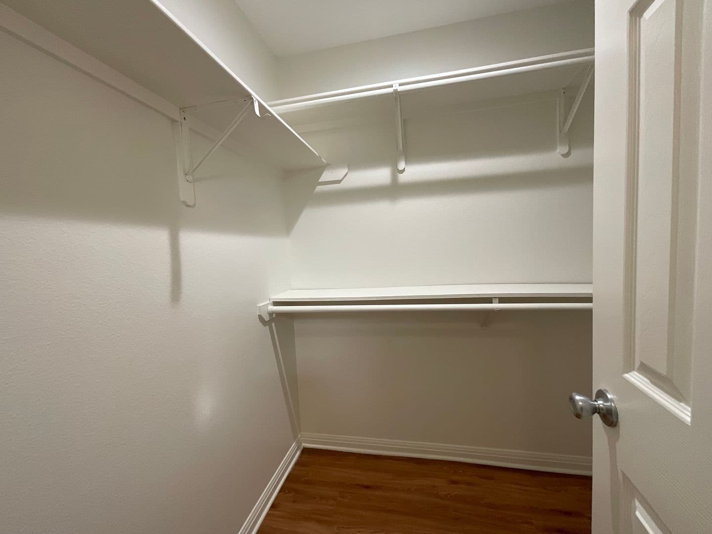 Horseshoe Bay Apartment: 400 Green Leaf