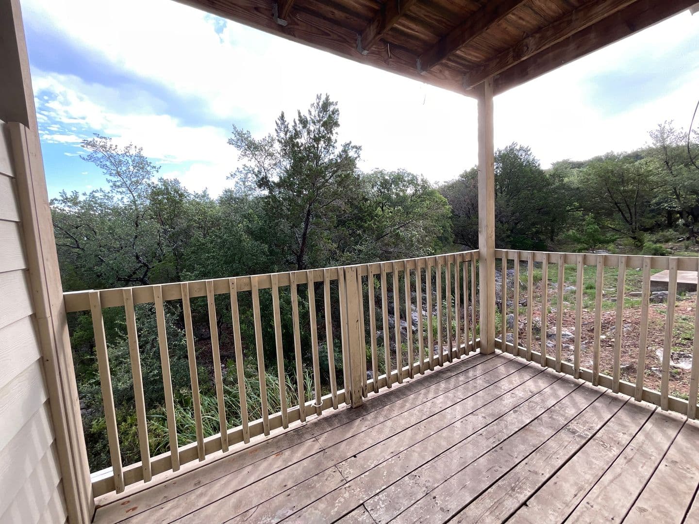 Horseshoe Bay Apartment: 400 Green Leaf